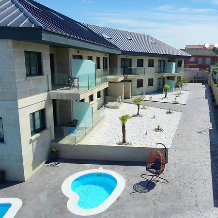 アパート Con Piscina Frente A La Playa De Paxarinas